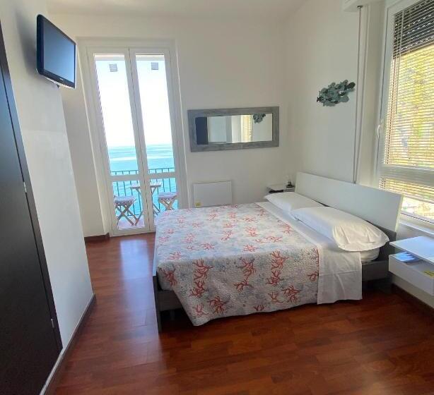 Пансион Sollevante Guest House
