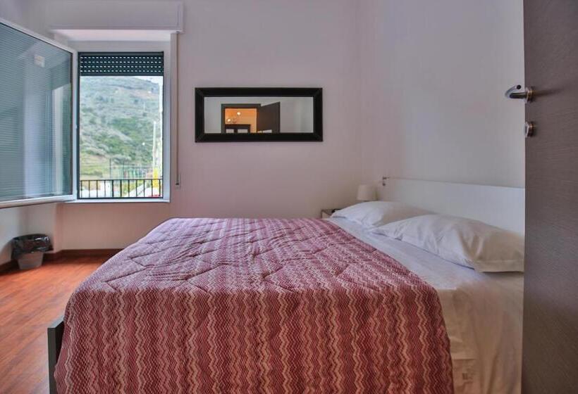 Пансион Sollevante Guest House