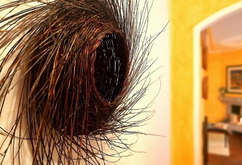 بنسيون Valesmeralda Boutique Rooms