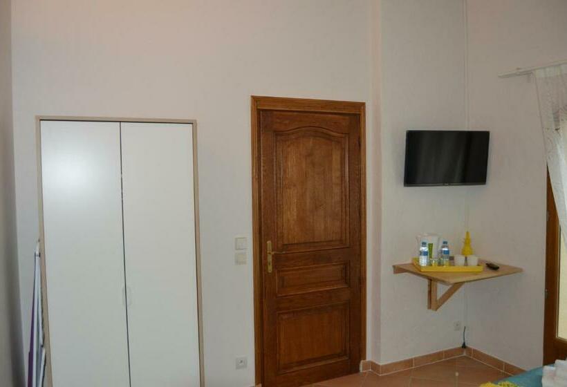 Пансион Villa Asunda B&b Spa & Sauna, Chambres D Hôtes