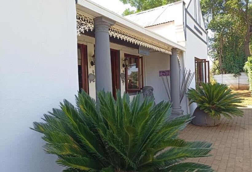 ペンション Villa Luca Guesthouse & Chalets