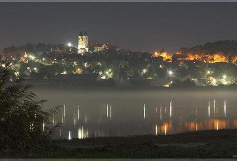 פנסיון Zoltán Borháza