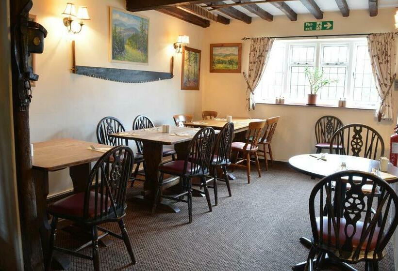 Общежитие Two Sawyers