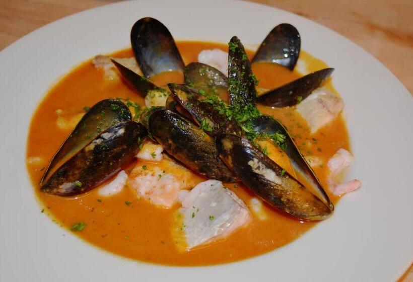 Общежитие Two Sawyers