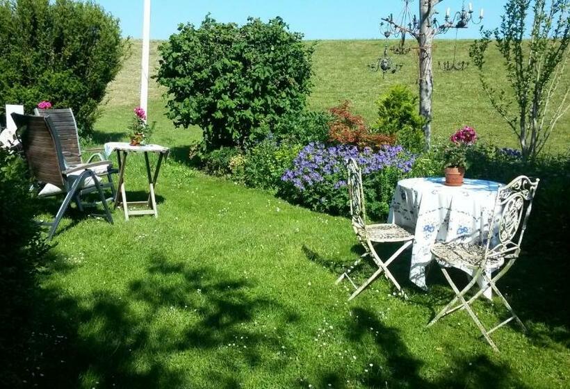 B&b Aan De Limes In Maurik