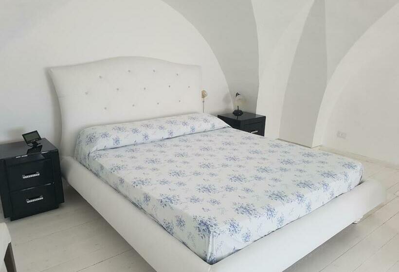 مبيت وإفطار Calì Nitta Storic