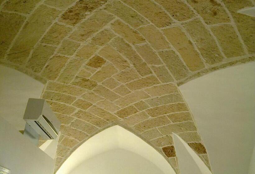 مبيت وإفطار Calì Nitta Storic