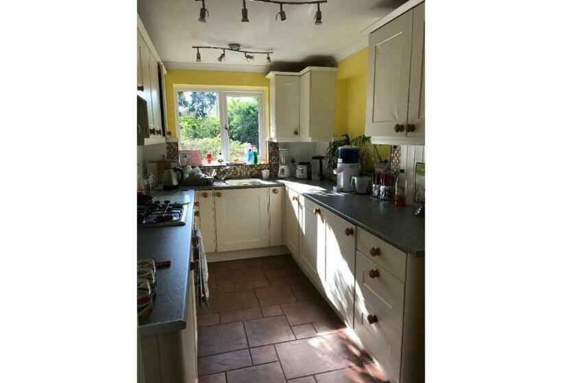 צימר Camelot Retreat   Tor View