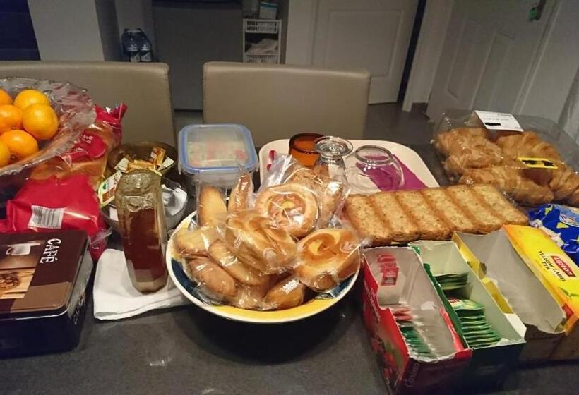 مبيت وإفطار Chambres D Hôtes Drome