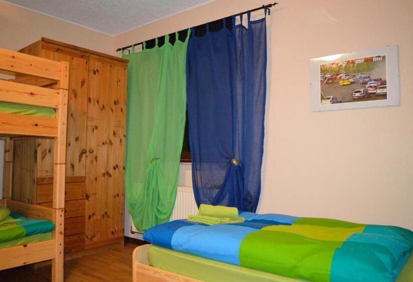 住宿加早餐  Franky House Am Nürburgring