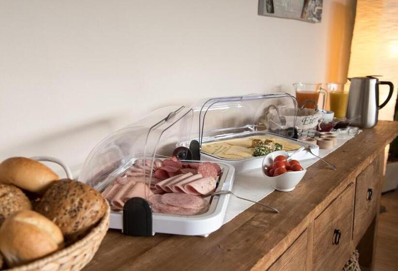 ベッドアンドブレックファースト Gästehaus Eifelzauber