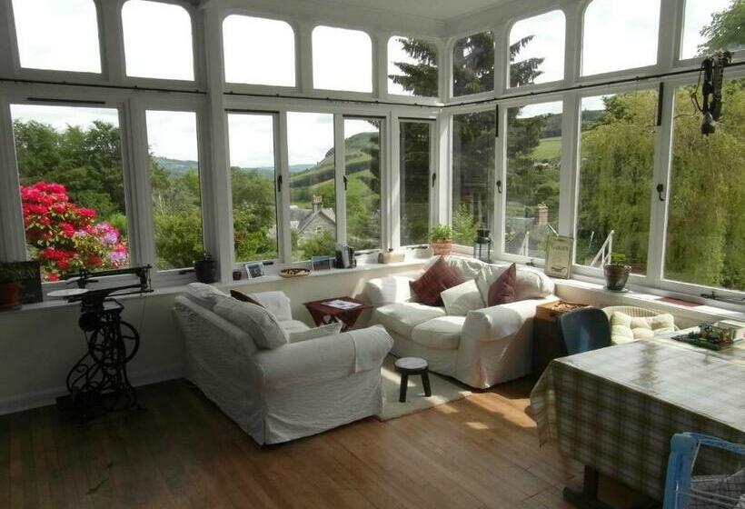 Bed and Breakfast Holly Lodge