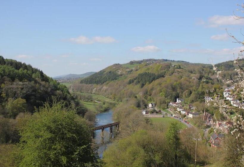 צימר Inglewood House