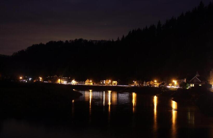 צימר Inglewood House