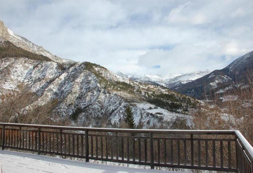 مبيت وإفطار La Ressource