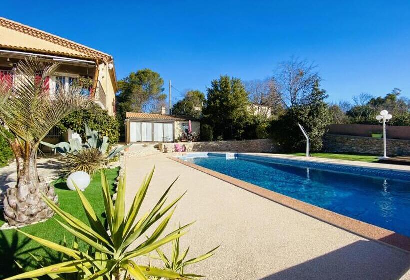 Bed and Breakfast Le Mas Des Cigales