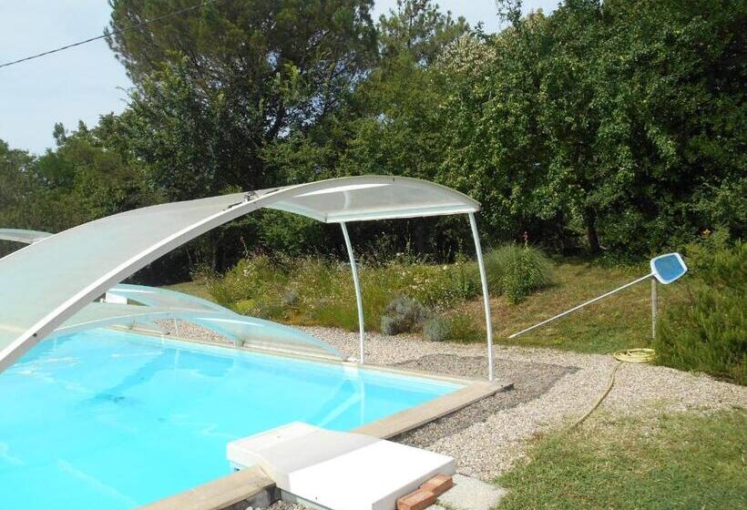 Bed and Breakfast Les Chambres D Hôtes Du Rouyre