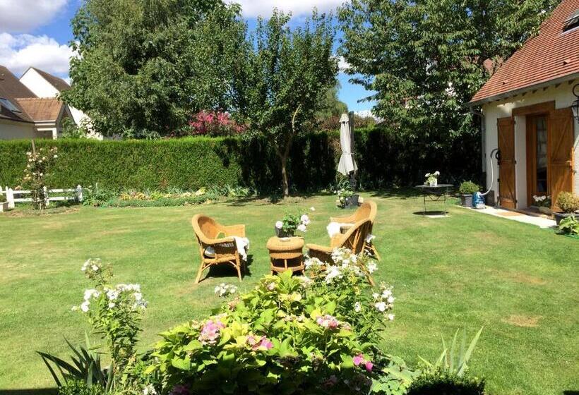 ベッドアンドブレックファースト Les Prémices De La Forêt