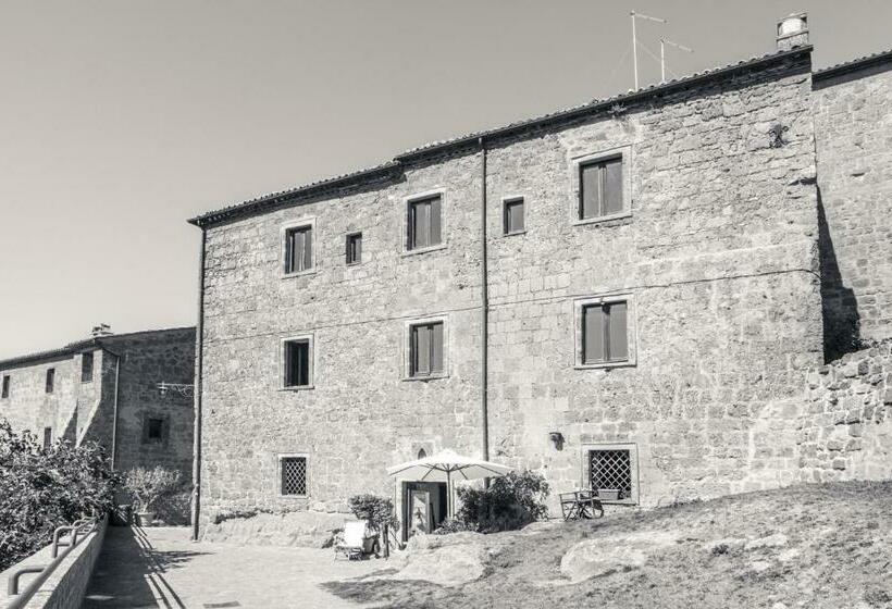 مبيت وإفطار Libera Mente Civita