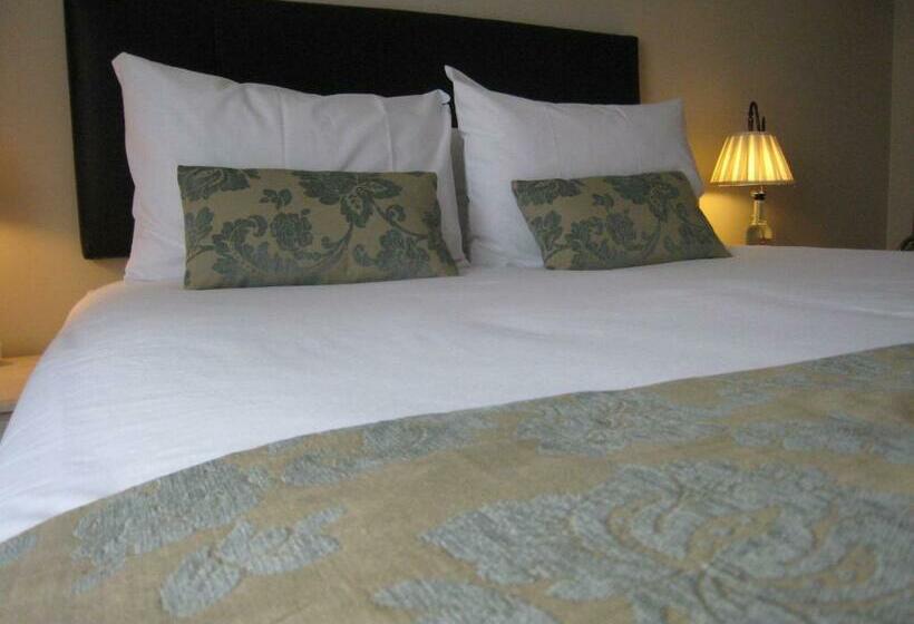 Bed and Breakfast Oak Tree Lodge & Holiday Parking