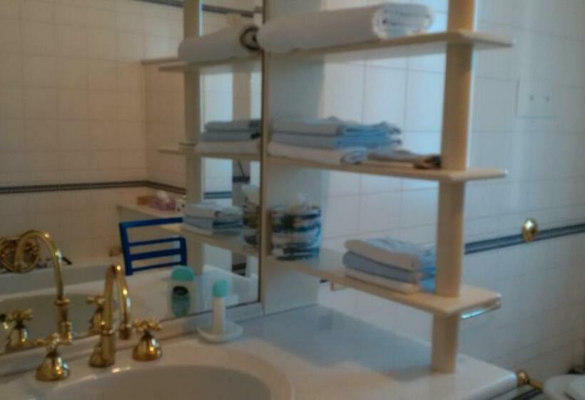 住宿加早餐  Villa Dei Pini