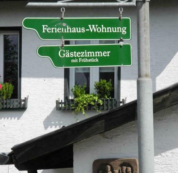 ベッドアンドブレックファースト Villa Luzia