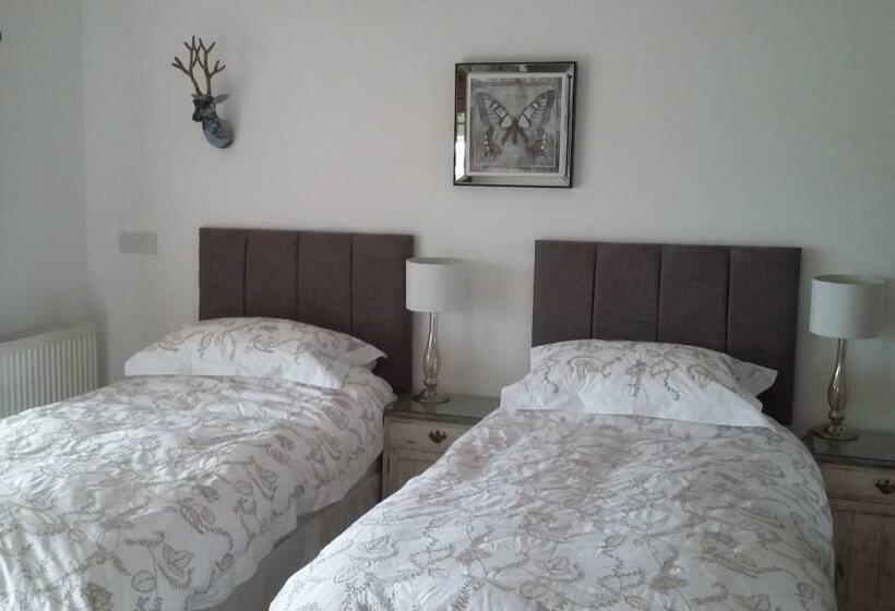 צימר Watchcombe House