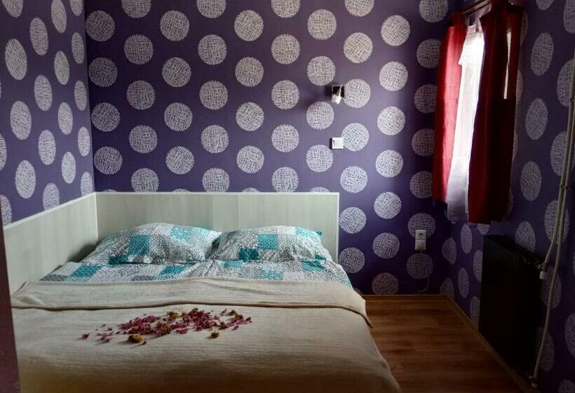 モーテル Málnás Szállás