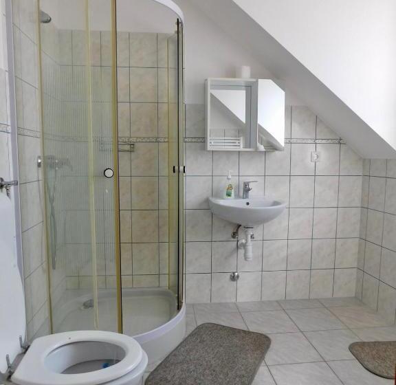 פנסיון Csetáj Vendégház