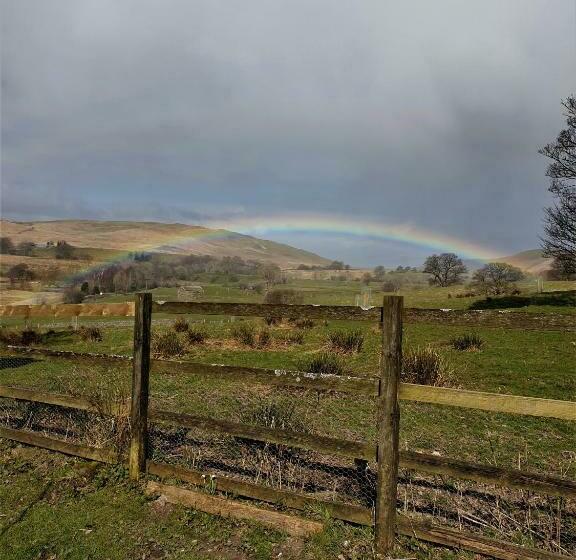 Пансион Elysian Fields @ Ing Hill Lodge