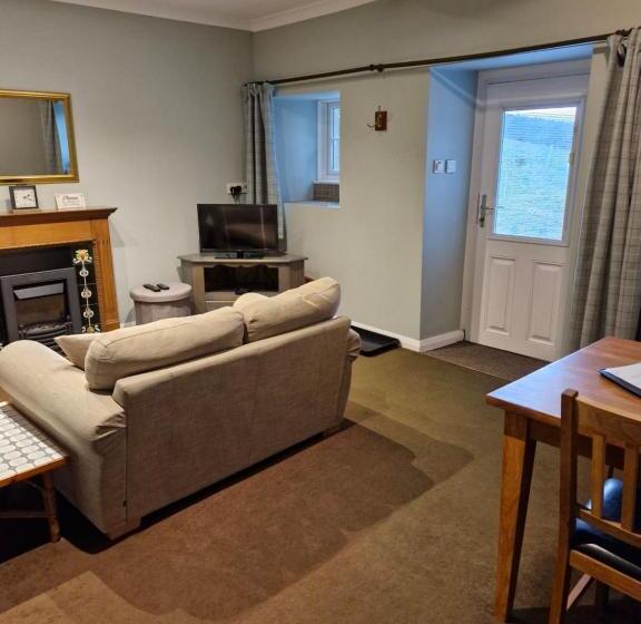 Пансион Elysian Fields @ Ing Hill Lodge