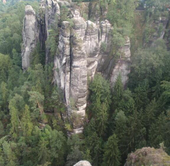 פנסיון Guest House Pod Rozhlednou