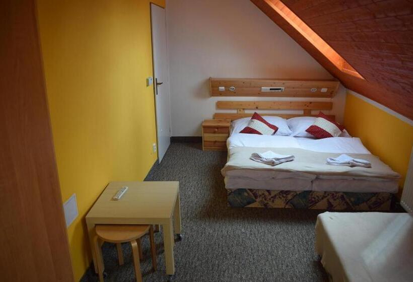 פנסיון Guest House Pod Rozhlednou