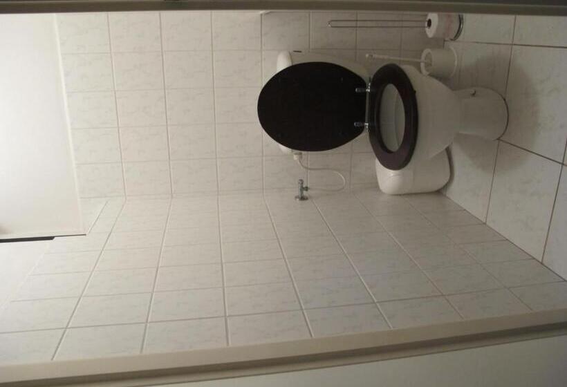 膳宿费 Guest House U Lakomce