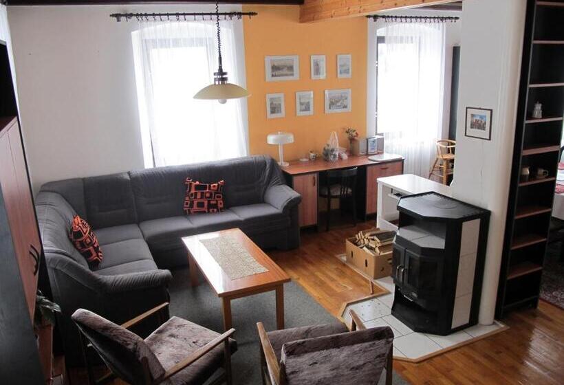 膳宿费 Guest House U Lakomce