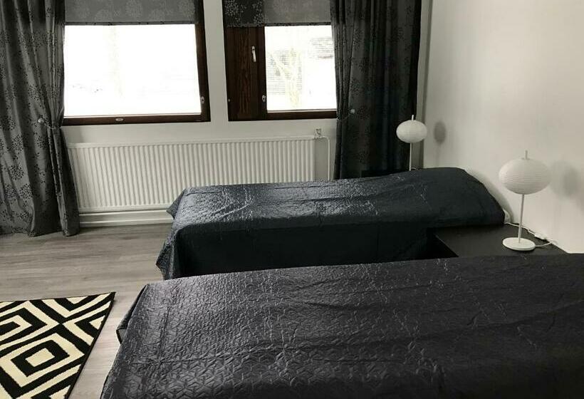 Пансион Guesthouse Julia