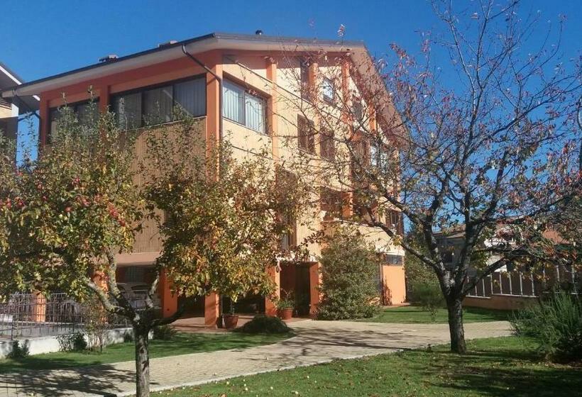 פנסיון Leonessaffittacamere