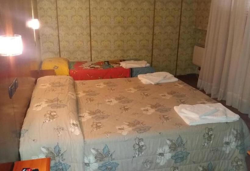 פנסיון Leonessaffittacamere