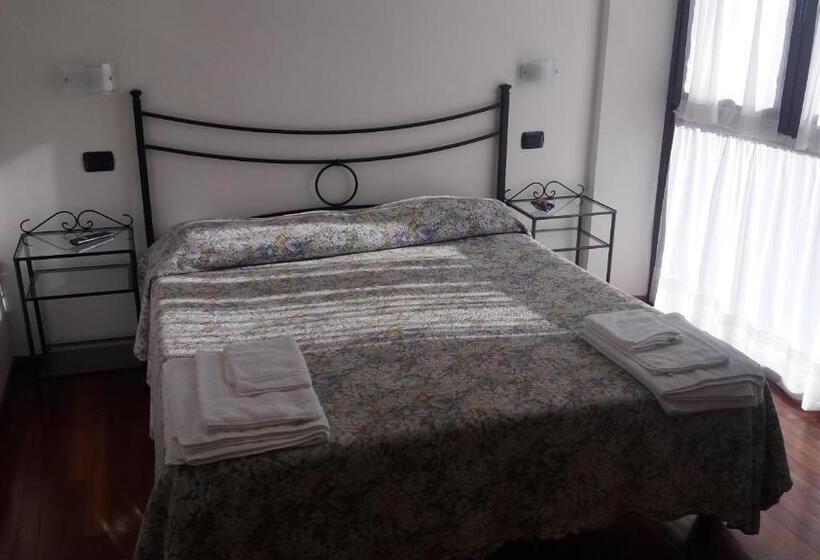 פנסיון Leonessaffittacamere