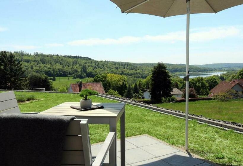 פנסיון Lessing31