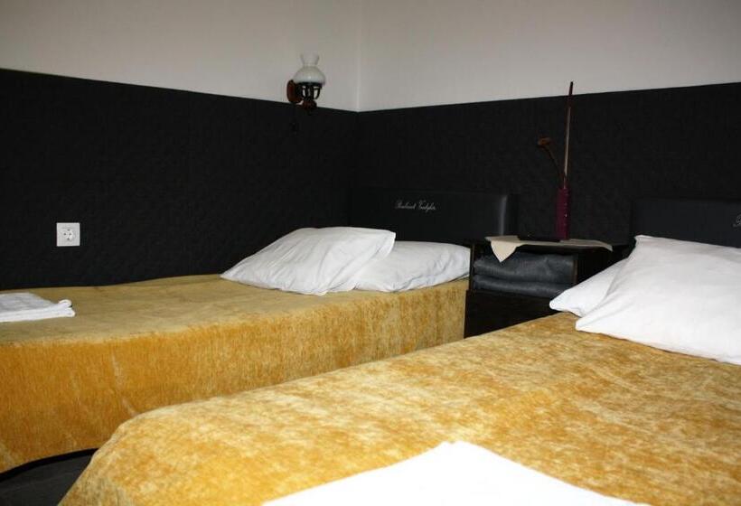 بنسيون Rembrandt Vendégház