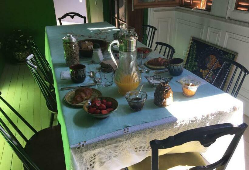 膳宿费 Une Nuit Au Château