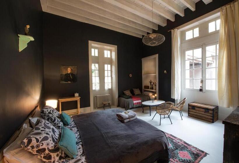 膳宿费 Une Nuit Au Château