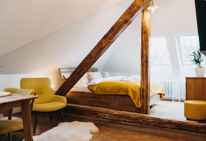 펜션 Vila Na Landeku