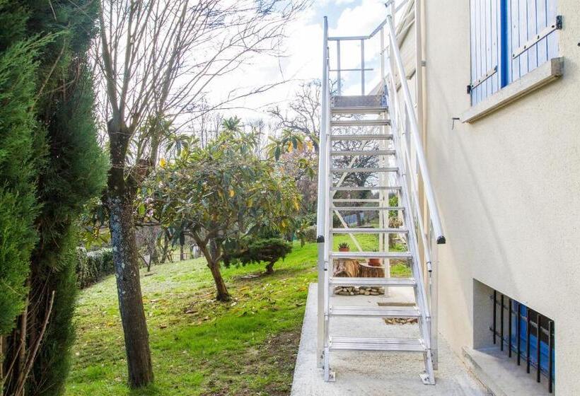 פנסיון Villa Ivoire