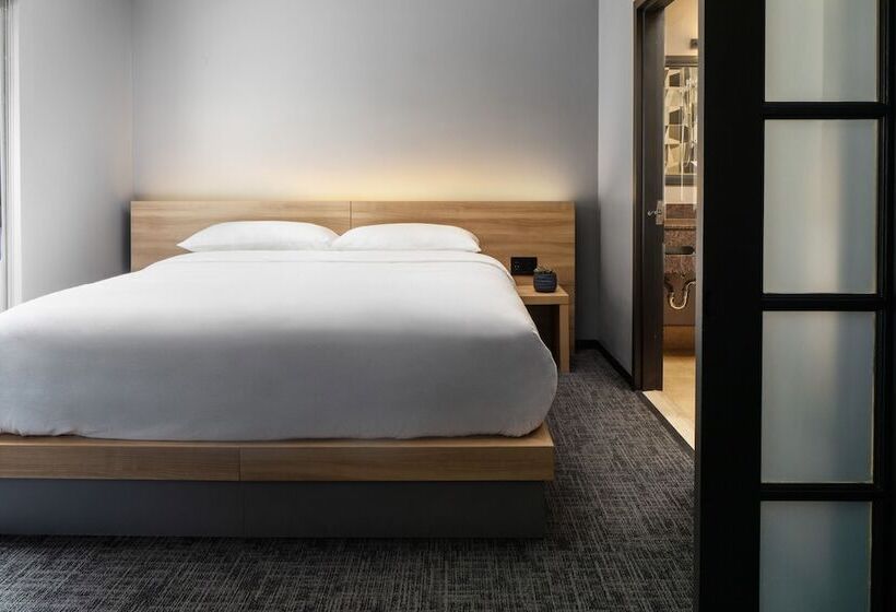 Henn Na Hotel New York