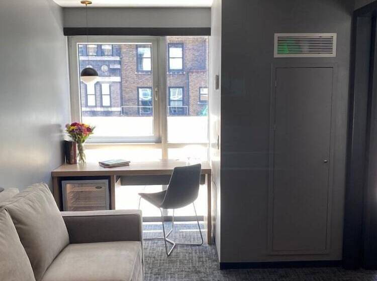 Henn Na Hotel New York