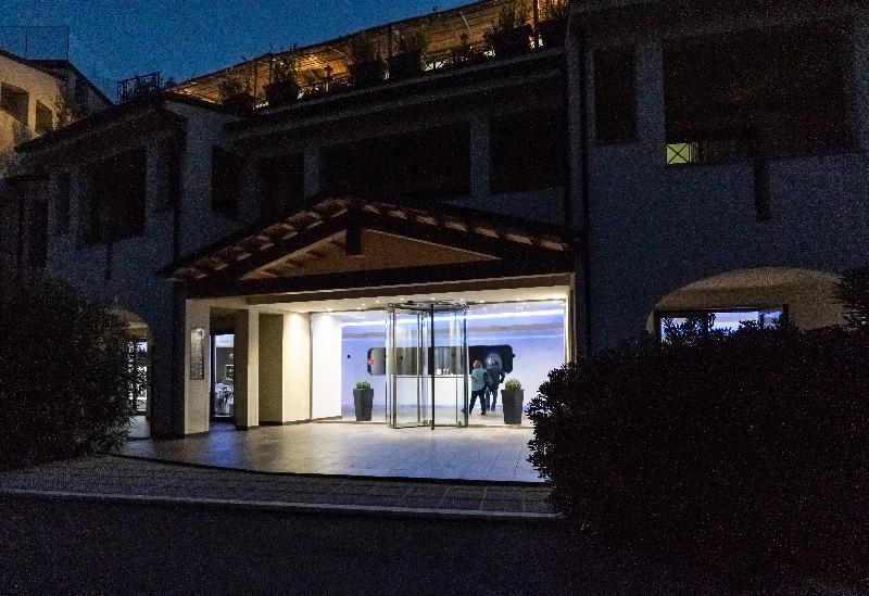 בית מלון כפרי A Point Porto Ercole Resort & Spa