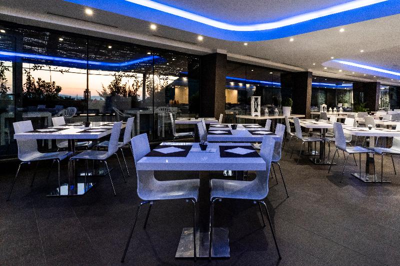 בית מלון כפרי A Point Porto Ercole Resort & Spa