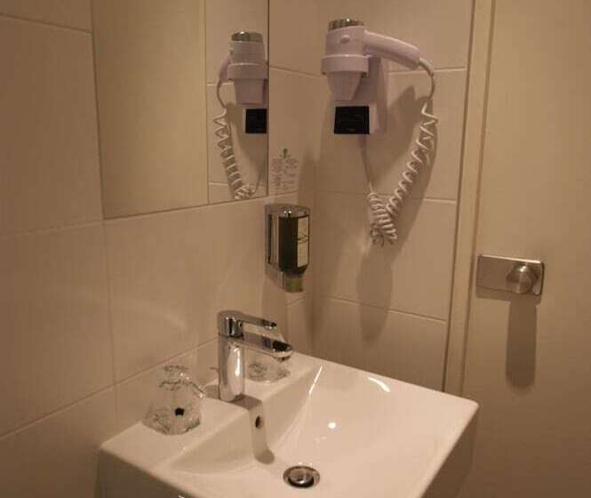 Отель Parici Hôtel Boulogne Billancourt